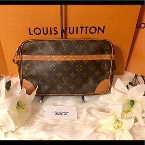 Authentic Louis Vuitton Compiegne 28 clutch